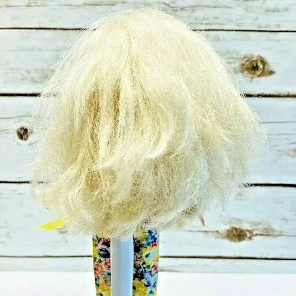 MATTEL BARBIE Doll Blonde Hair Blue Eyes Articulated Elbows Outfit 12